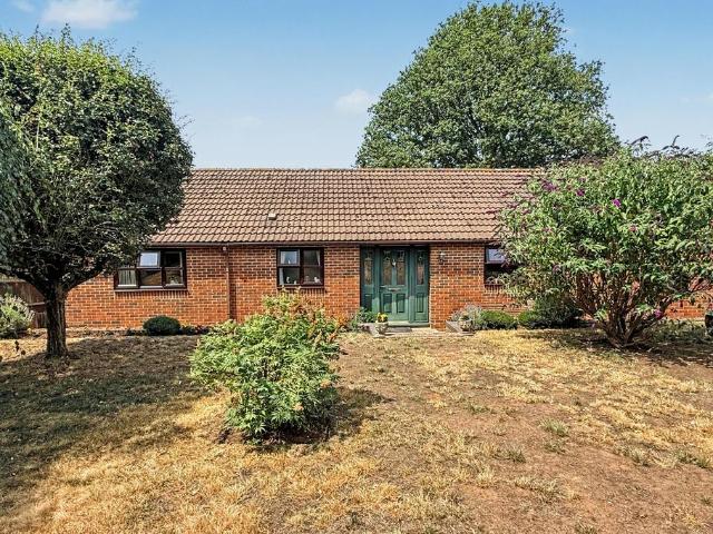 Bungalow for sale in Bromesberrow Heath, Bromsberrow Heath