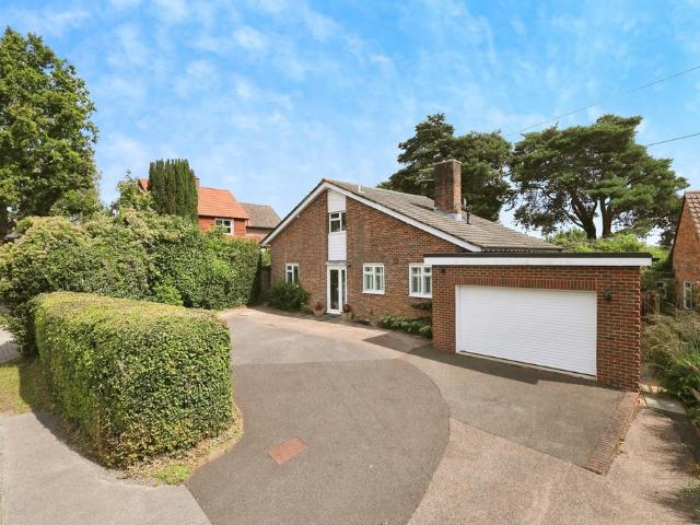 Bungalow for sale in Cross In Hand, East Sussex