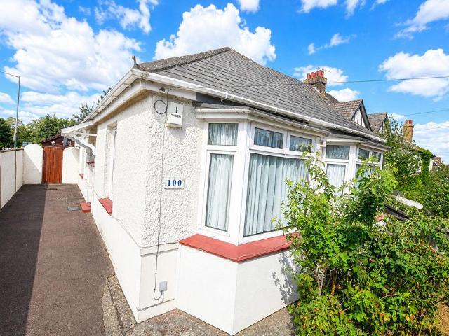 Bungalow for sale in Midway, Kent