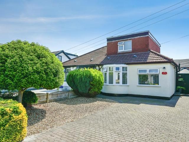 Bungalow for sale in Lydiate, Sefton