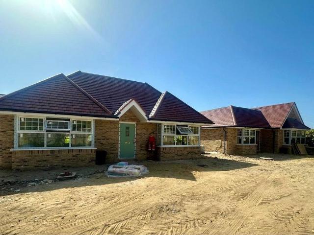 Bungalow for sale in Highcliffe