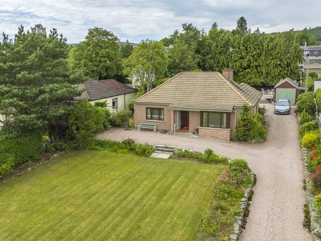Bungalow for sale in Grantown-on-spey, Scotland
