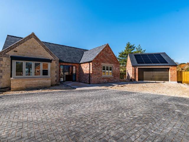 Bungalow for sale in Ashby De La Launde, Lincolnshire