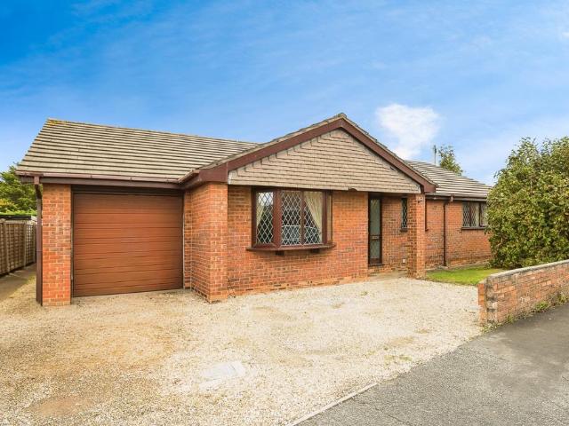 Bungalow for sale in Broughton, Wales
