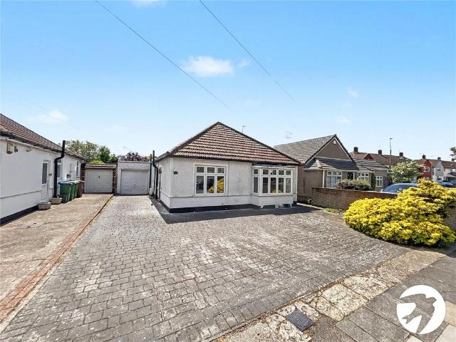 Bungalow for sale in Blackfen, Greater London