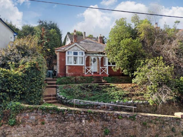 Bungalow for sale in Shaldon, Teignbridge