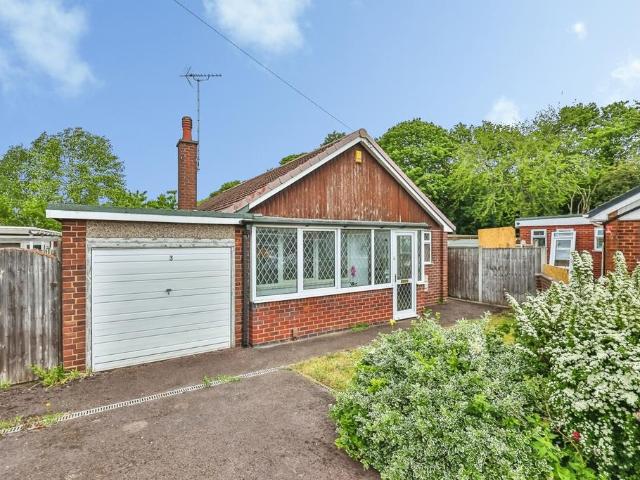 Bungalow for sale in Silverdale, Haddon