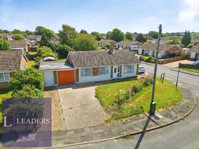 Bungalow for sale in White Colne, Chipping Hill