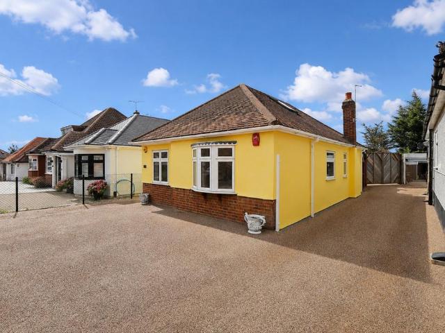 Bungalow for sale in Harold Hill, Greater London