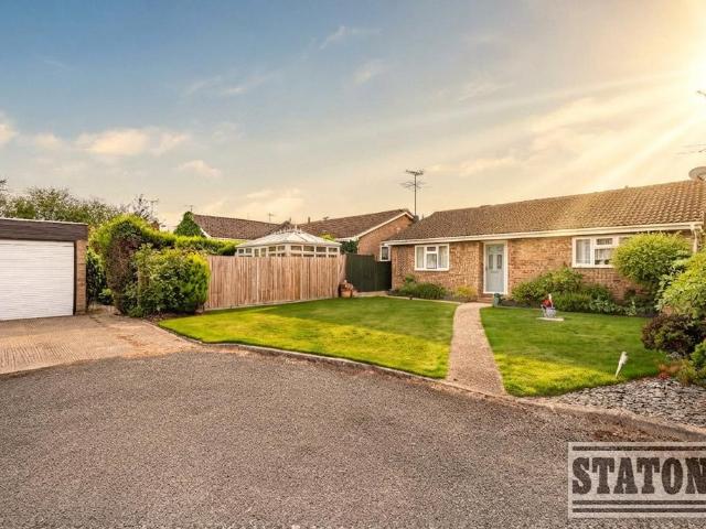 Bungalow for sale in Fretherne, Hertfordshire