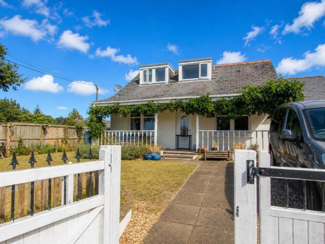 Bungalow for sale in Weir Quay, Devon