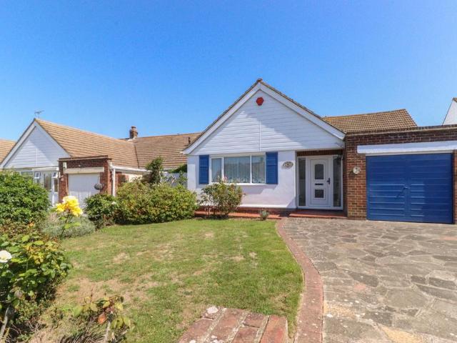 Bungalow for sale in Palm Bay, Acol