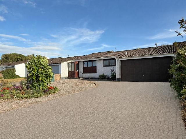 Bungalow for sale in Nailsea, North Somerset