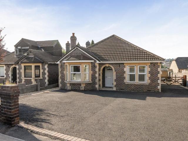 Bungalow for sale in Thicket Mead, Midsomer Norton