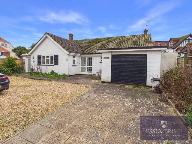 Bungalow for sale in Rose Green, Clapham