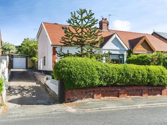 Bungalow for sale in Great Marton, Blackpool