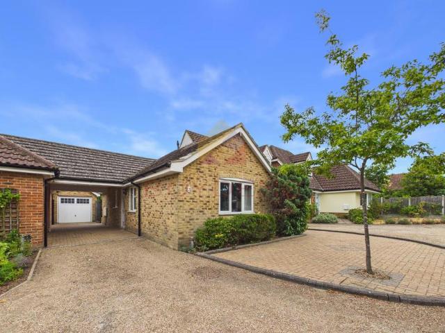 Bungalow for sale in Fordham Heath, Essex