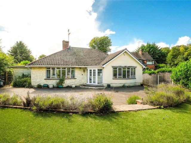 Bungalow for sale in Navestock Side, Essex