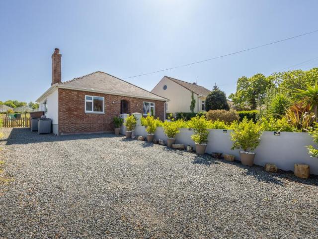 Bungalow for sale