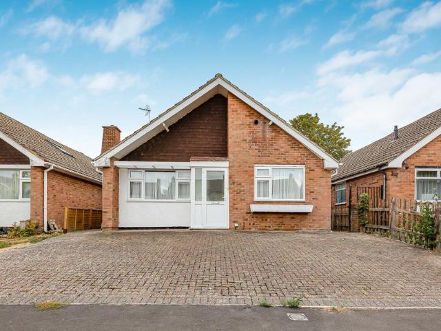 Bungalow for sale in Dromore, Oxfordshire