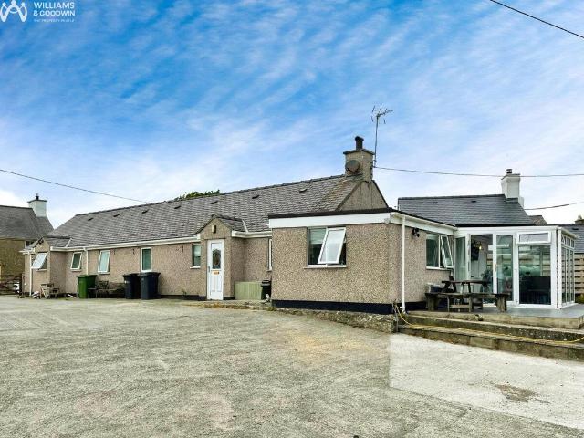 House for sale in Tref Alaw, Elim