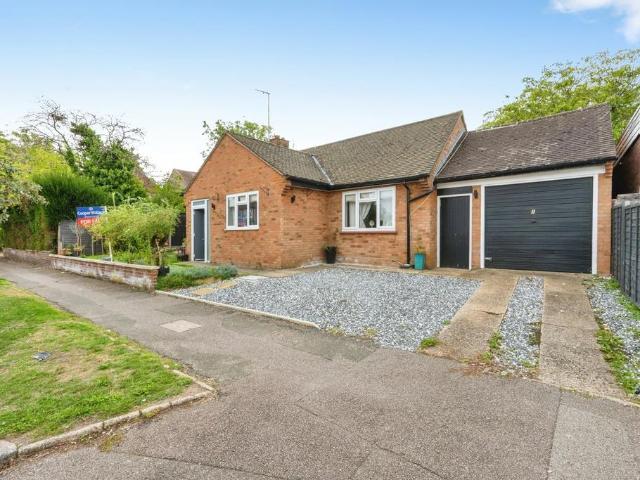 Bungalow for sale in Bedford