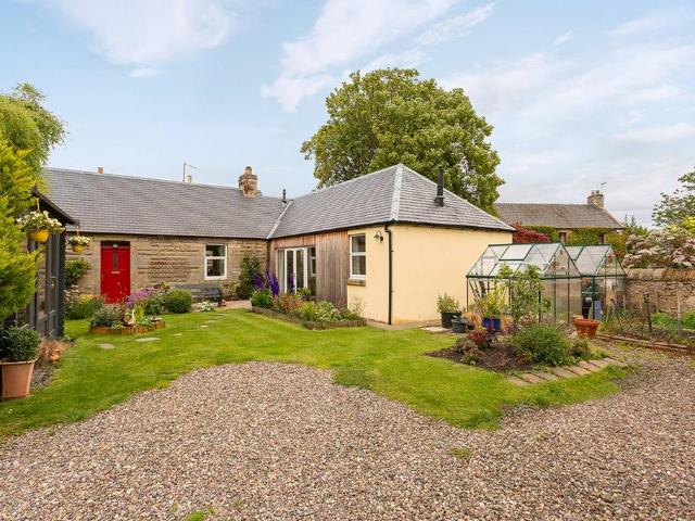 Bungalow for sale in Kingskettle, Scotland