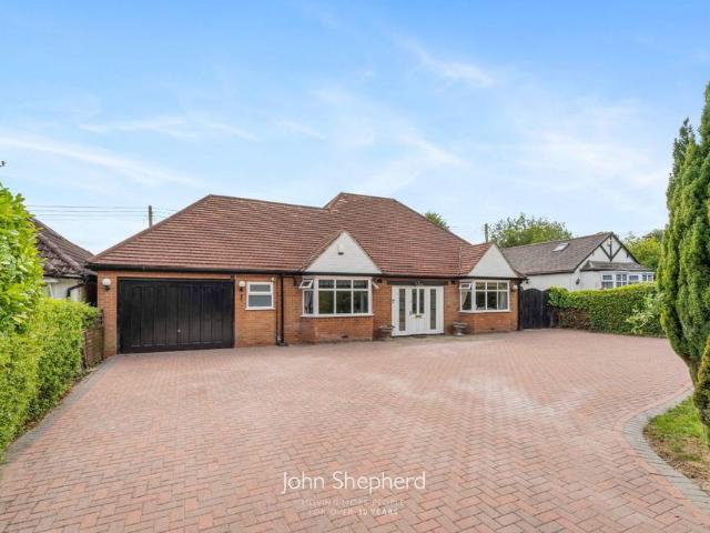 Bungalow for sale in Wythall CP, Bromsgrove