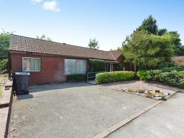 Bungalow for sale in Selly Oak, West Midlands
