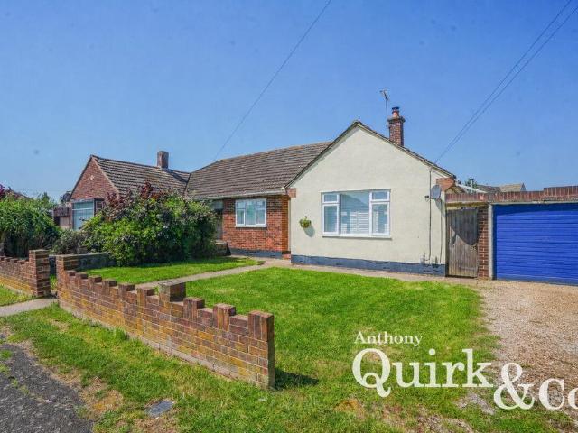 Bungalow for sale in Canvey Island