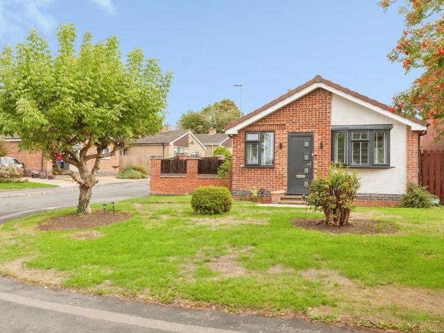 Bungalow for sale in Stanford On Avon, Leicestershire