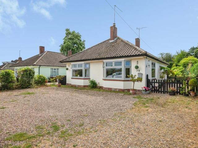 Bungalow for sale in Hoveton, Comers