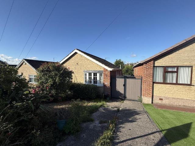 Bungalow for sale in Aston cum Aughton, Aston