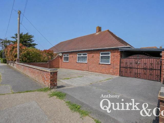 Bungalow for sale in Canvey Island