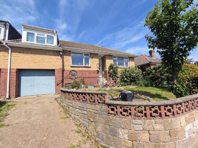 Bungalow for sale in Cowes, Isle Of Wight