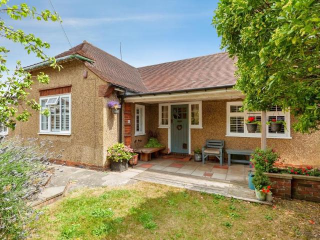 Bungalow for sale in Maidenhead