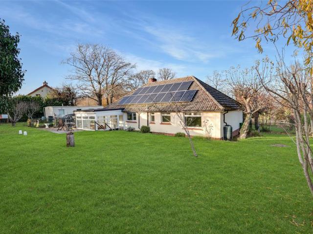 Bungalow for sale in West Quantoxhead