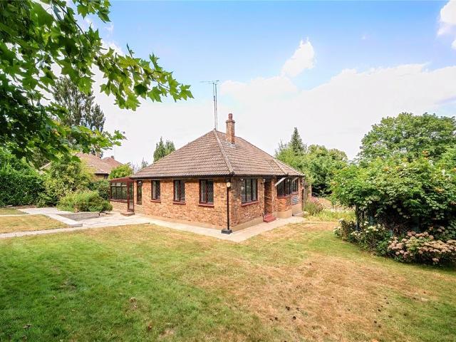 Bungalow for sale in Goddington, Greater London