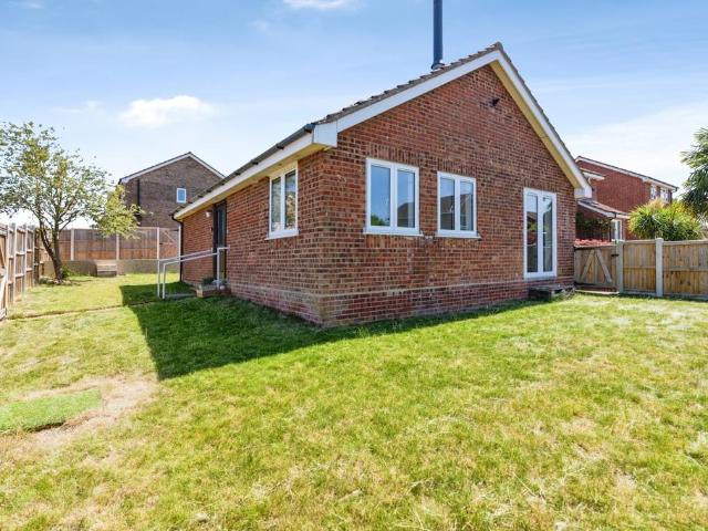 Bungalow for sale in Eastbridge, Suffolk