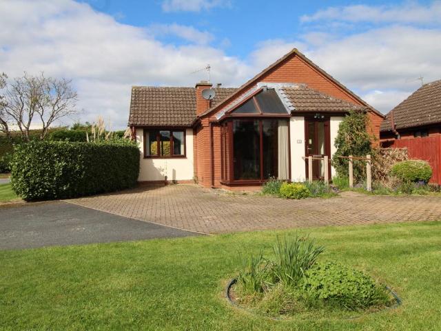 Bungalow for sale in Shropshire
