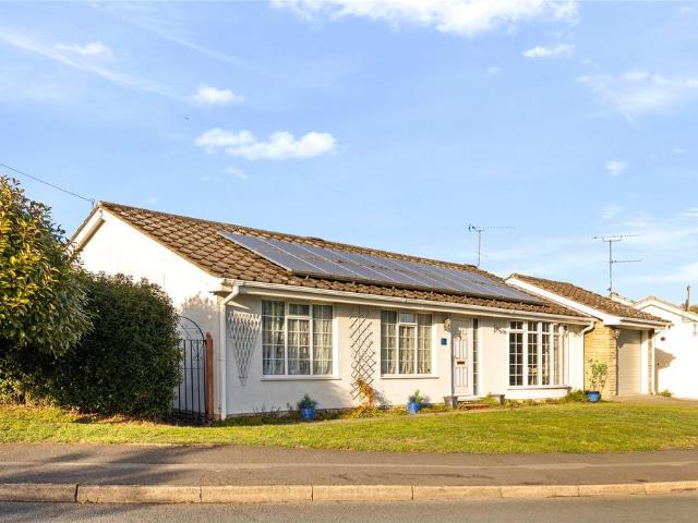 Bungalow for sale in Broughton, Greater Lincolnshire