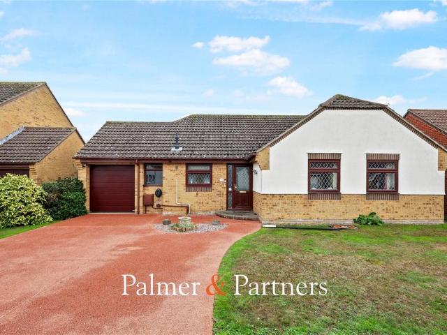 Bungalow for sale in Frinton-on-Sea, Tendring