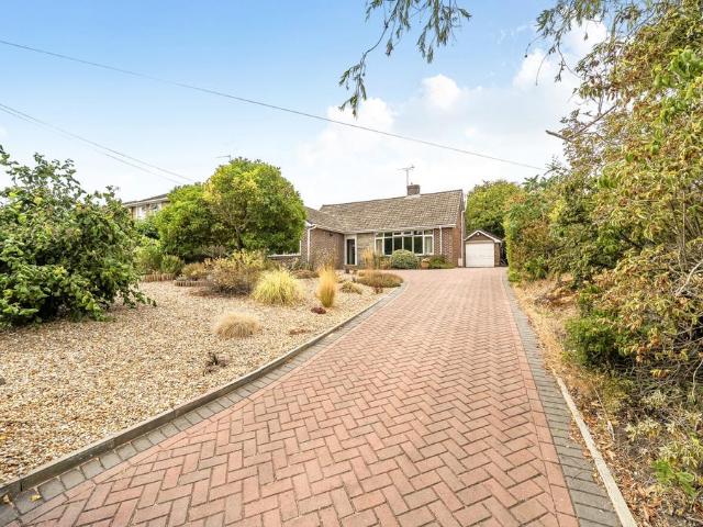 Bungalow for sale in Helford, Hampshire