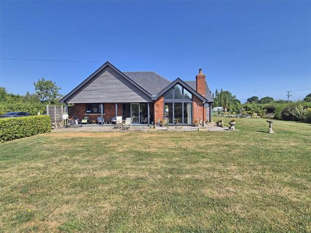 Bungalow for sale in Ashurst Bridge, Hampshire
