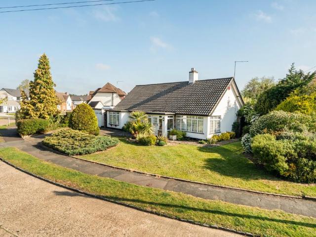 Bungalow for sale in Burnham, Swallow