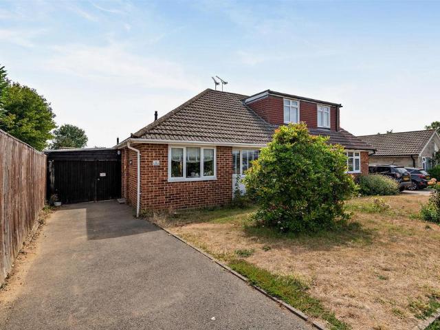 Bungalow for sale in Midway, Kent