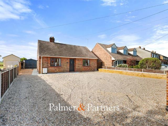 Bungalow for sale in Dale Hill, Essex