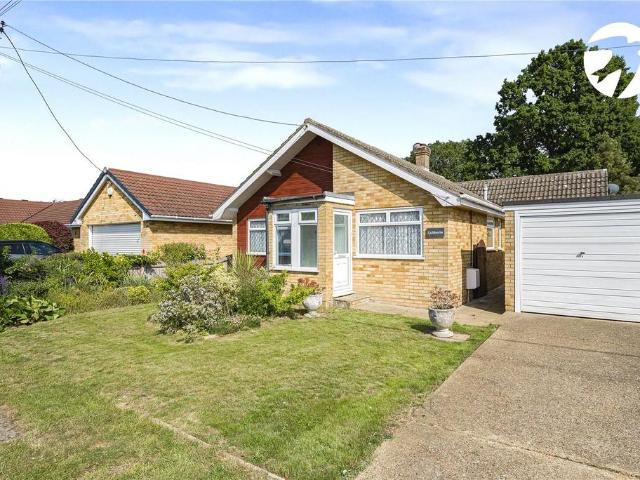 Bungalow for sale in The Butts, Kent