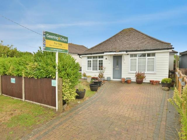 Bungalow for sale in Folkestone, Kent