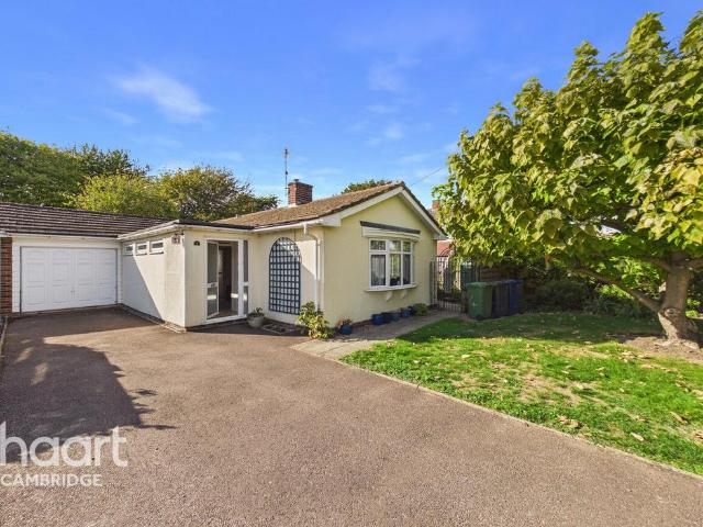 Bungalow for sale in Duxford, South Cambridgeshire